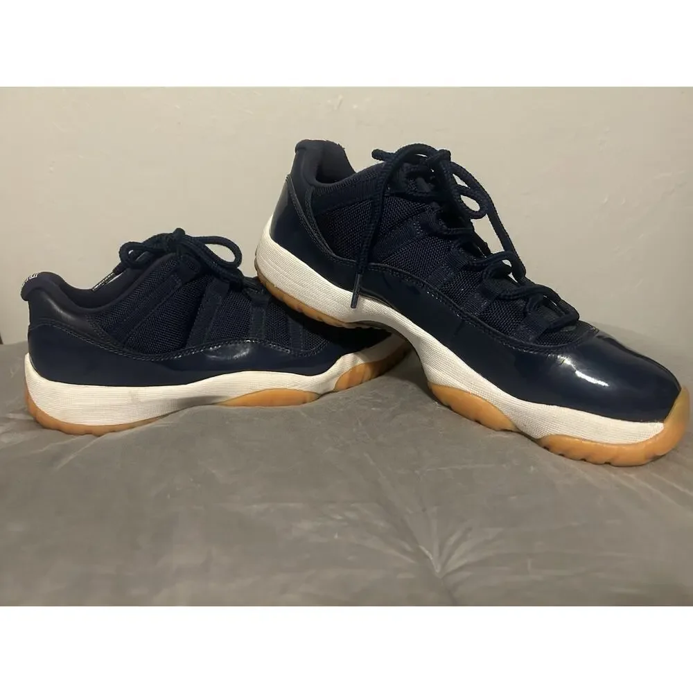 Nike Air Jordan 11 Retro Low Men's Size 10.5 Midnight Navy Gum 528895-405